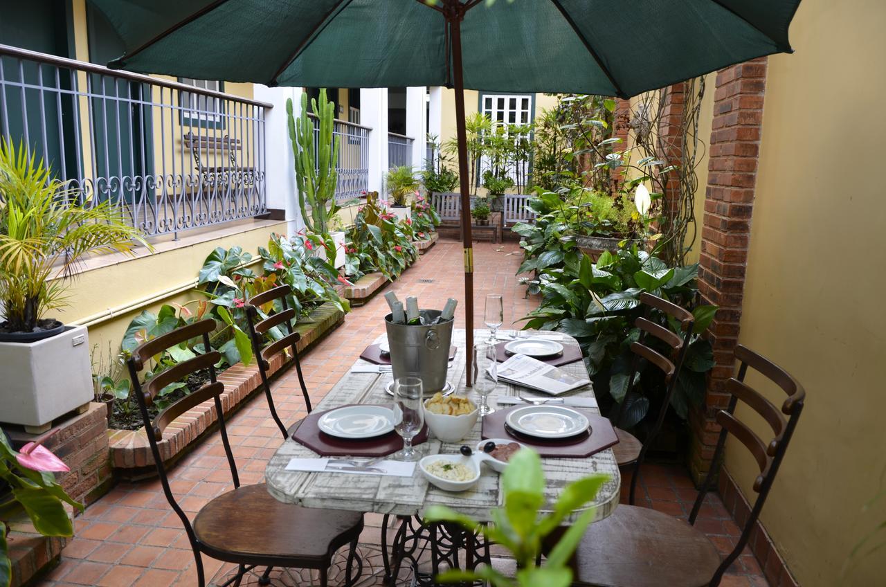Casa Do Manequinho E Restaurante *